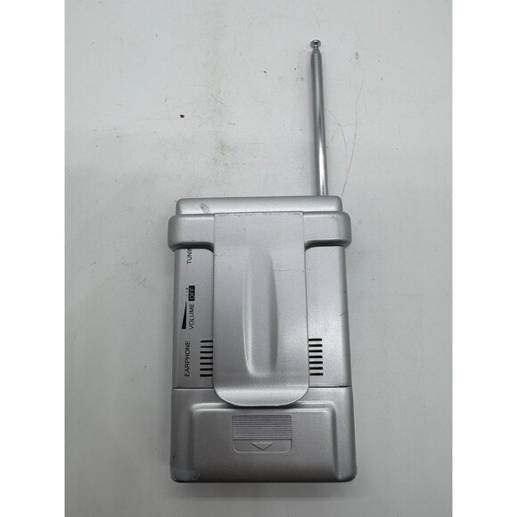 Grundig Mini World 100 PE Silver AM/FM Stereo Short Wave 1-6 Band Portable Radio - Picture 4 of 7